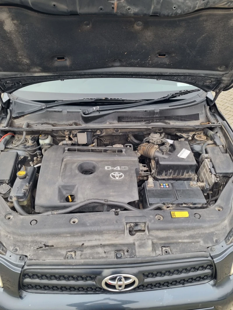 Toyota Rav4 2.2 136hp, снимка 16 - Автомобили и джипове - 52838797