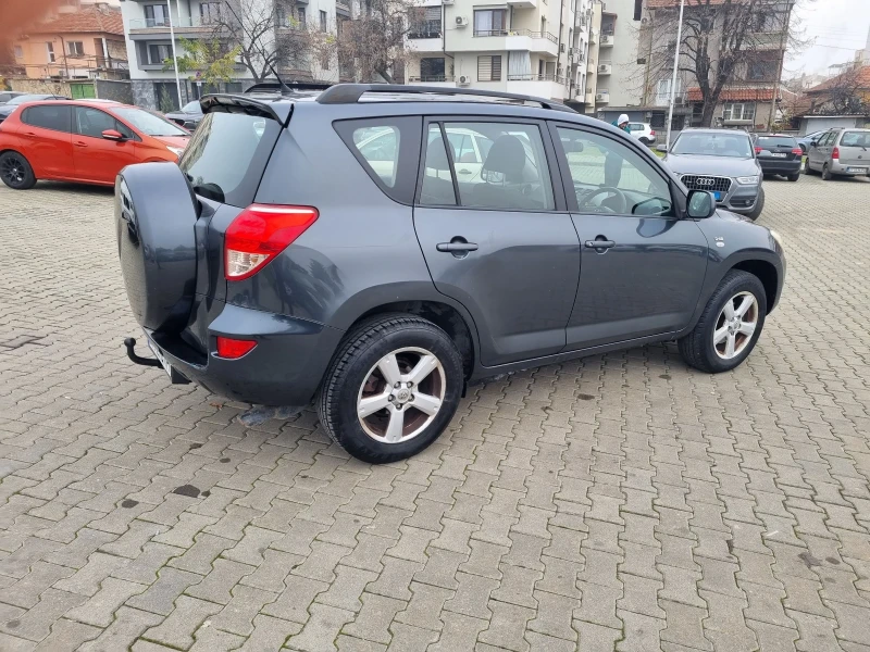 Toyota Rav4 2.2 136hp, снимка 5 - Автомобили и джипове - 52838797