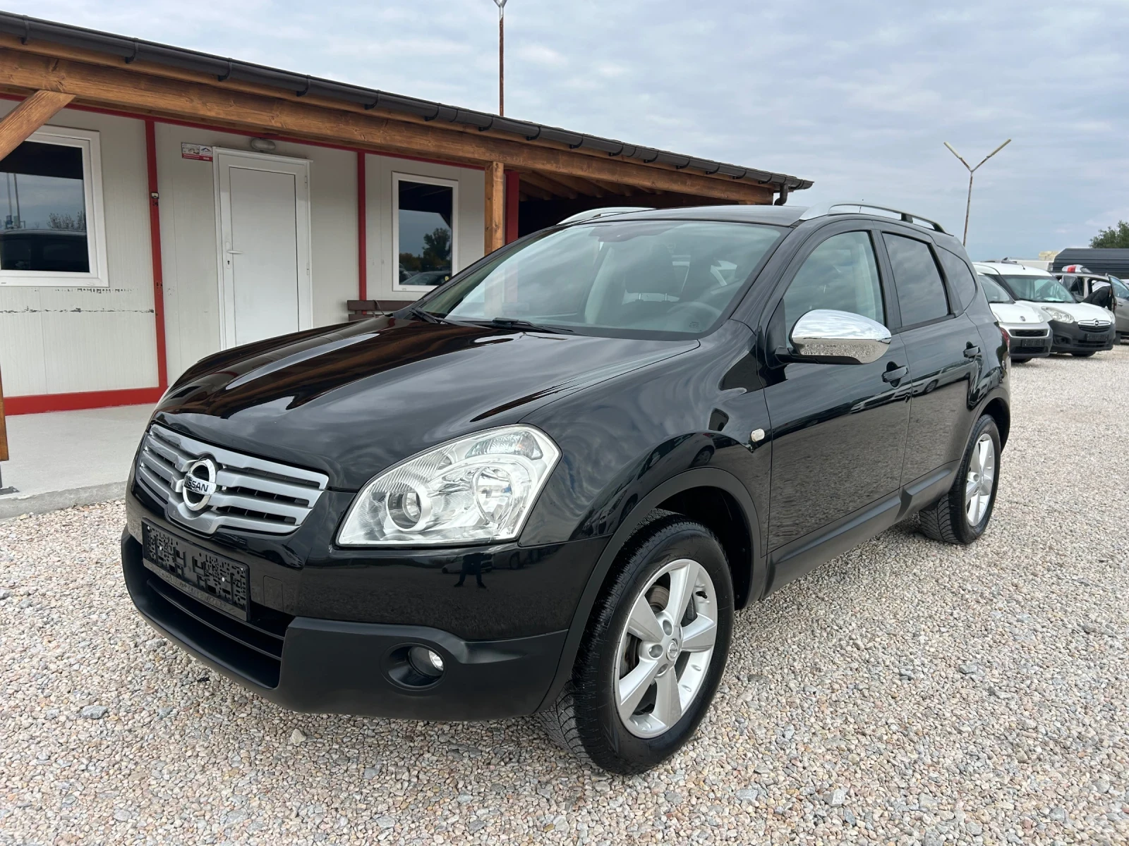 Nissan Qashqai * Панорама* 7-местен* ГАЗ* , снимка 1