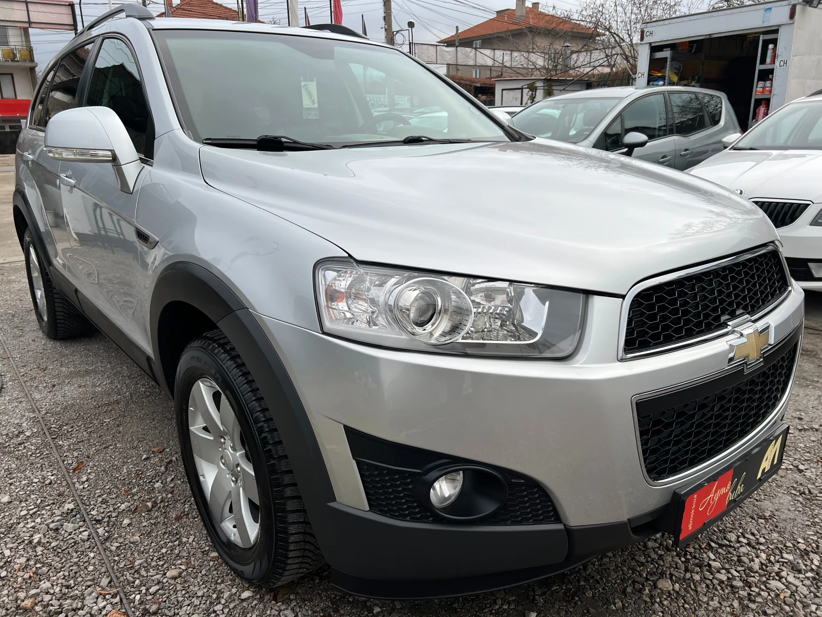 Chevrolet Captiva 2.4i 4WD/Фейслифт/7-Местна/Нави/Кожа/ТОП СЪСТОЯНИЕ - изображение 7