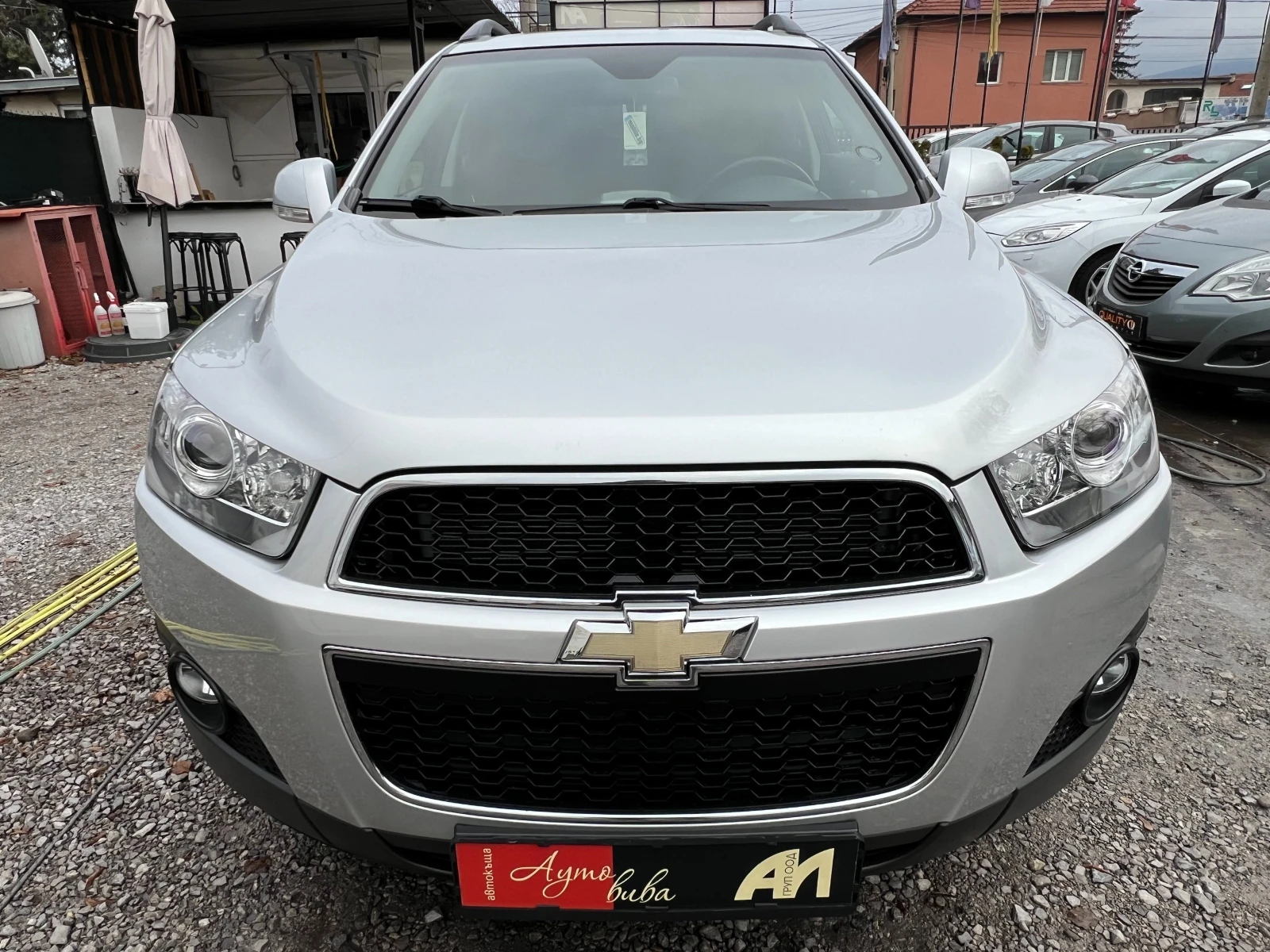 Chevrolet Captiva 2.4i 4WD/Фейслифт/7-Местна/Нави/Кожа/ТОП СЪСТОЯНИЕ - изображение 8