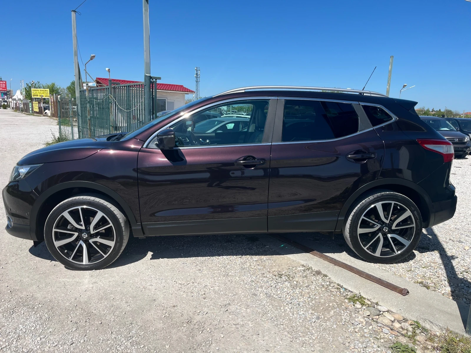 Nissan Qashqai 1.6i 163кс Full Екстри - изображение 7