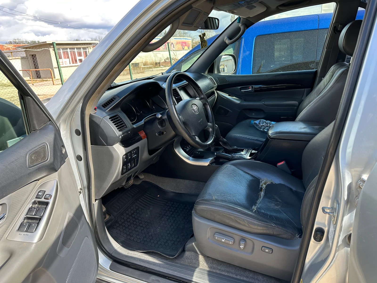 Toyota Land cruiser 3.0 D4D | Mobile.bg � ����������� 10