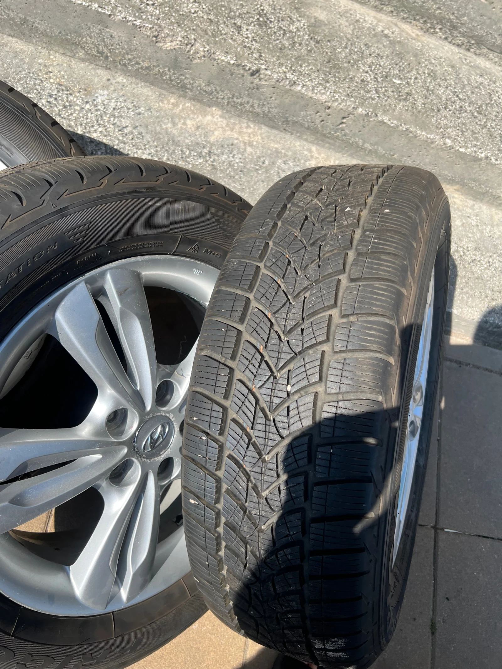 Hyundai IX35 2.0i АВТОМАТИК 4WD , снимка 12 - Автомобили и джипове - 55597632