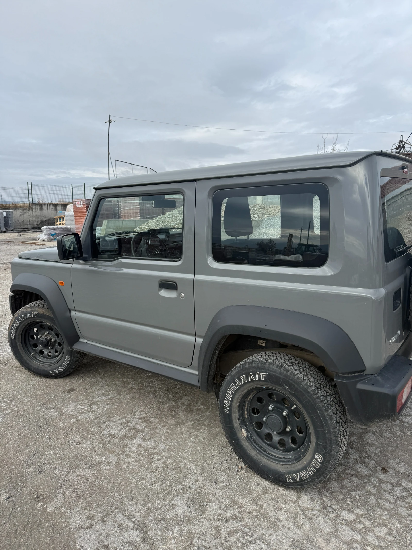 Suzuki Jimny 1.5 VVT GL 4WD, снимка 3 - Автомобили и джипове - 56722087