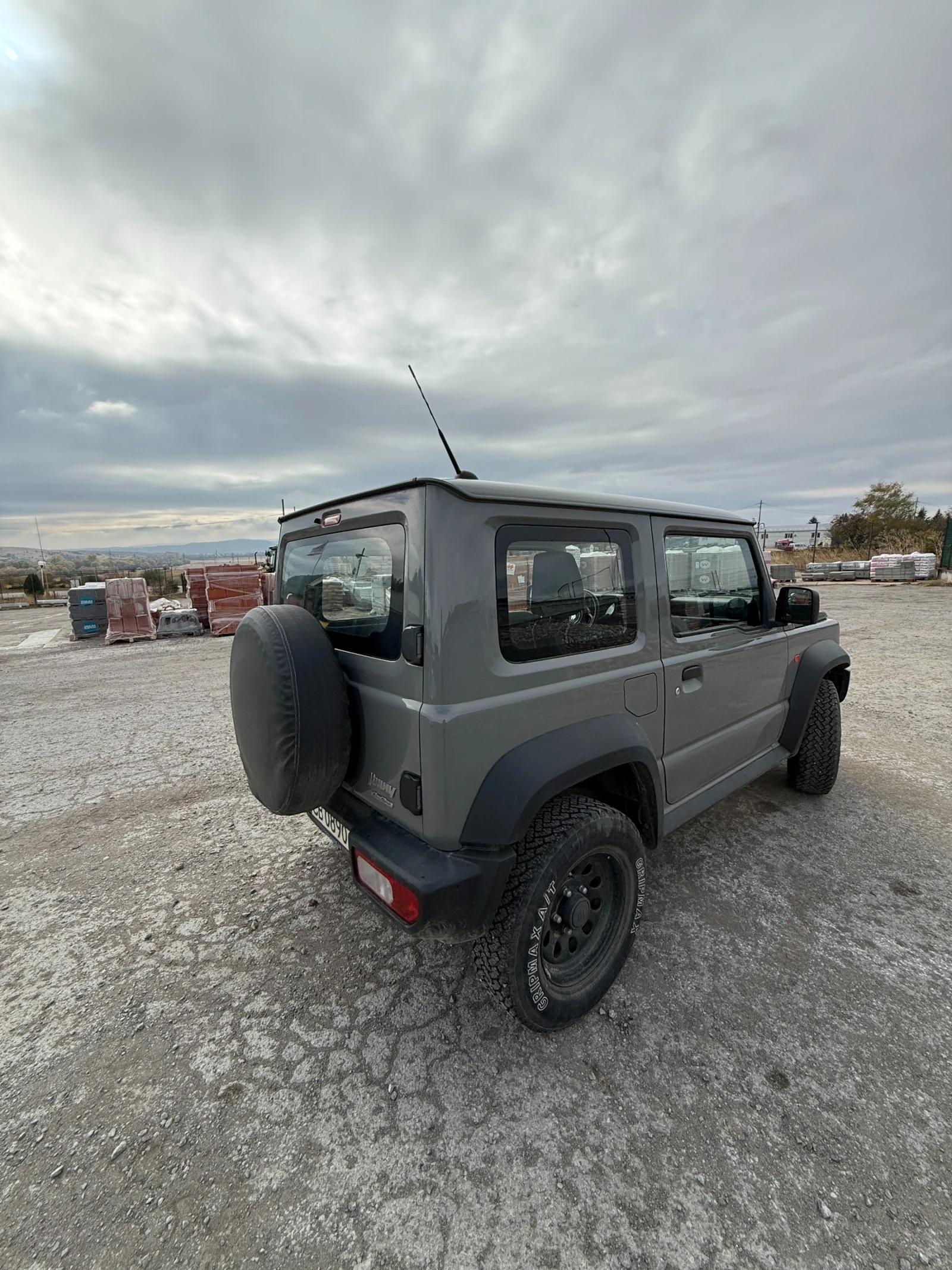 Suzuki Jimny 1.5 VVT GL 4WD, снимка 7 - Автомобили и джипове - 56722087