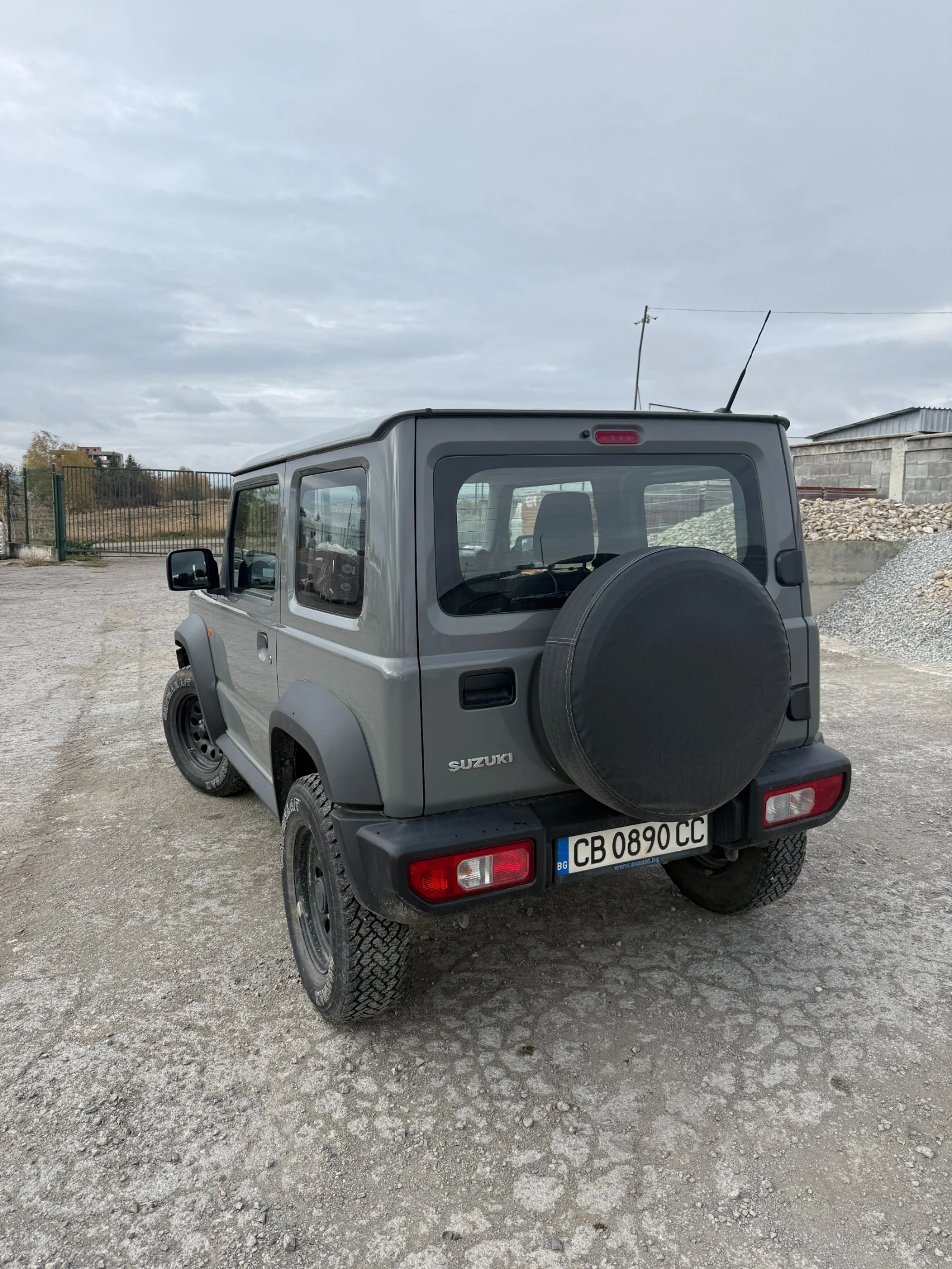 Suzuki Jimny 1.5 VVT GL 4WD, снимка 2 - Автомобили и джипове - 56722087