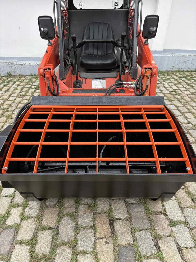 Мини челни товарачи Komatsu, снимка 2 - Индустриална техника - 52033083