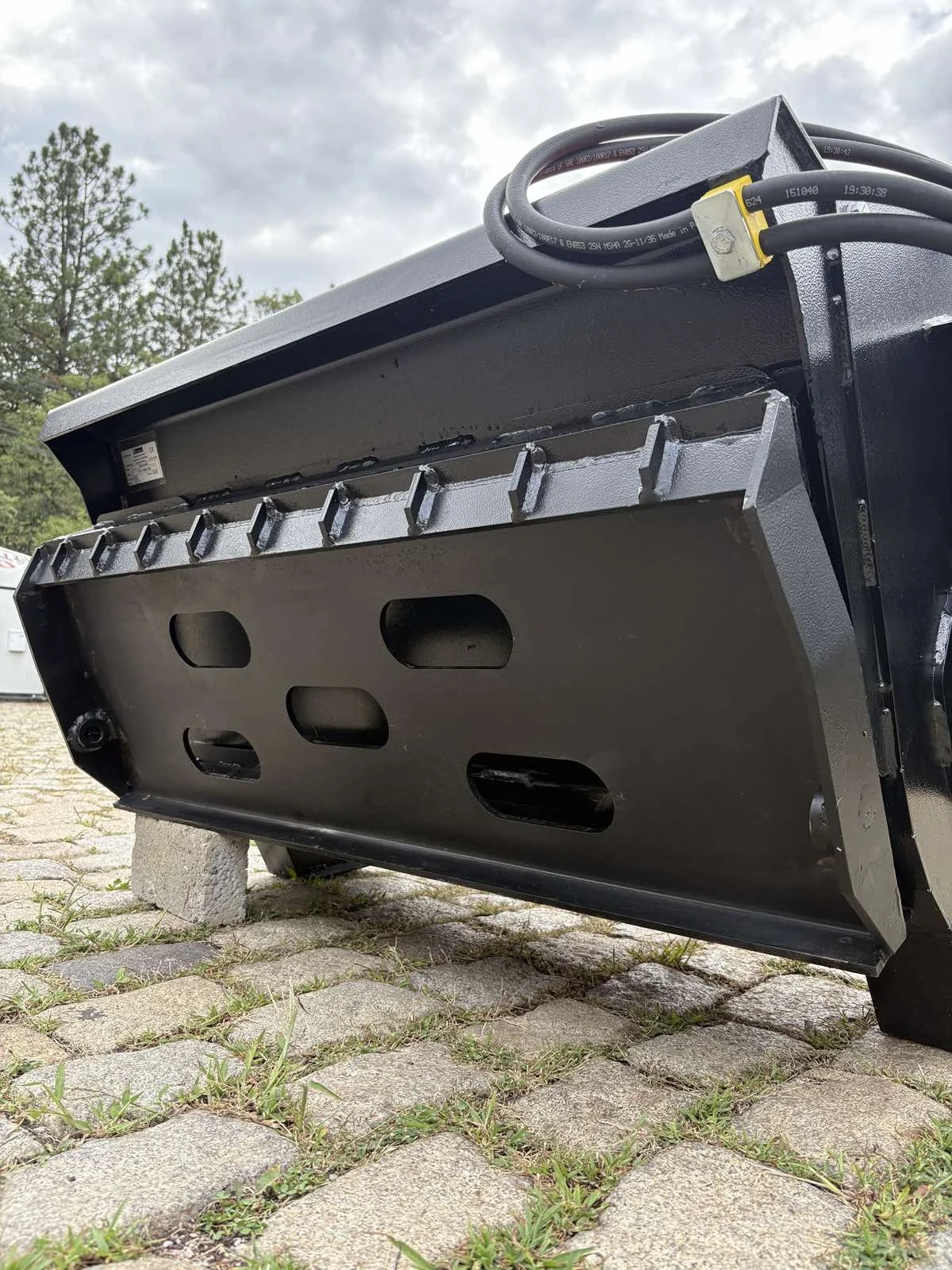 Мини челни товарачи Komatsu  - изображение 10