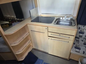 Каравана Chateau 450, снимка 8