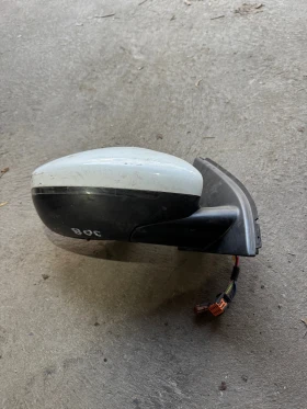 Peogeot 308 T9 2015г  дясно огледало , снимка 2