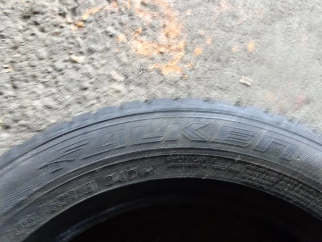 Гуми Зимни 185/60R15, снимка 5 - Гуми и джанти - 16501103