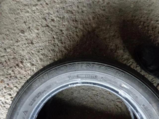 Гуми Зимни 185/60R15, снимка 6 - Гуми и джанти - 16501103