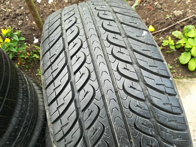 Гуми Летни 235/60R16, снимка 2 - Гуми и джанти - 21805625