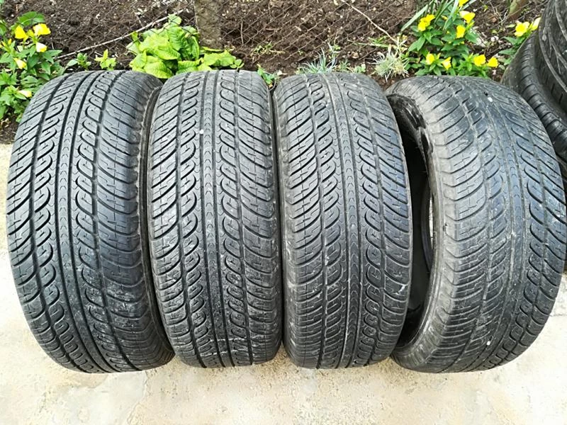 Гуми Летни 235/60R16, снимка 7 - Гуми и джанти - 21805625