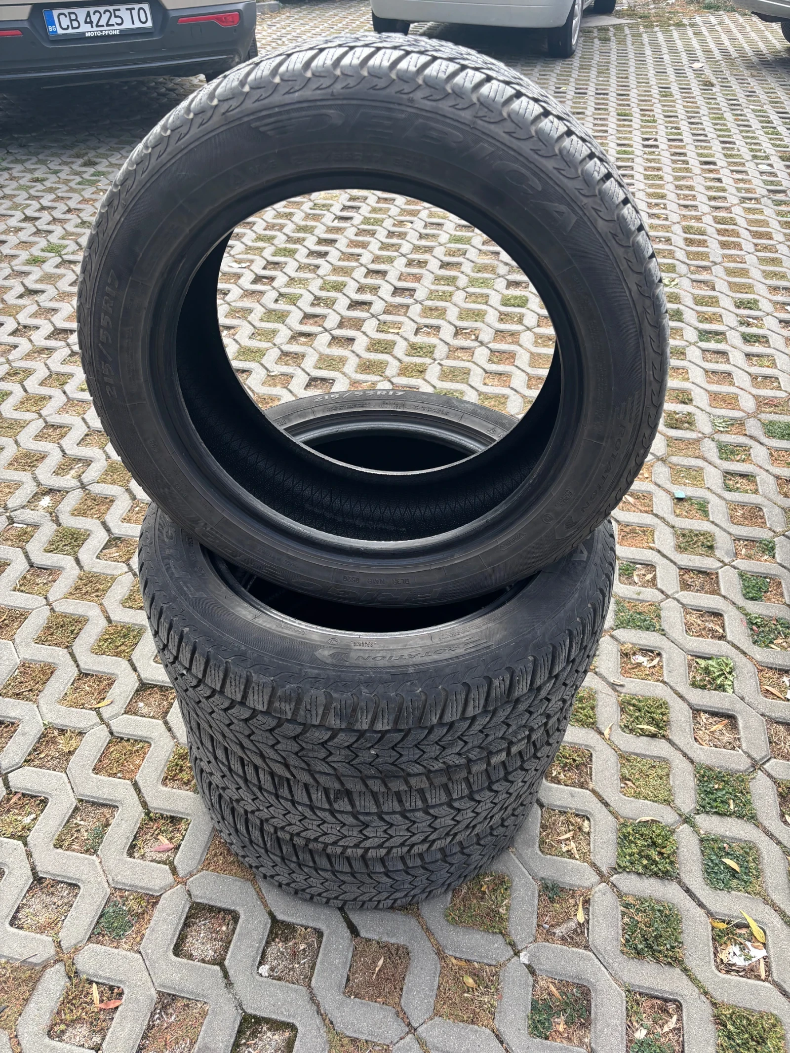 Гуми Зимни 215/55R17