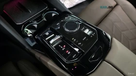 BMW 520 * КОЖА* ПОДГРЕВ* ОБДХВАНЕ* ПАНОРАМА* HEAD-UP* , снимка 9