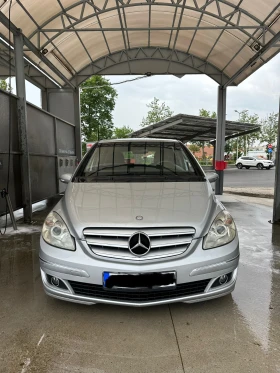 Mercedes-Benz B 180, снимка 1