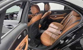 Mercedes-Benz E 220 d 4MATIC AMG Line/ДИСТРОНИК/360/ПОДГРЕВ/ШИБЕДАХ, снимка 12