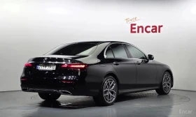 Mercedes-Benz E 220 d 4MATIC AMG Line/ДИСТРОНИК/360/ПОДГРЕВ/ШИБЕДАХ, снимка 2