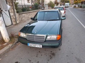 Mercedes-Benz 200, снимка 4