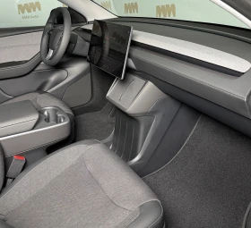 Tesla Model Y Diamond Black - 45998 € / 89964.27 лв. - 99547861 9