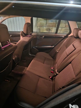 Mercedes-Benz C 200, снимка 9 - Автомобили и джипове - 53658071