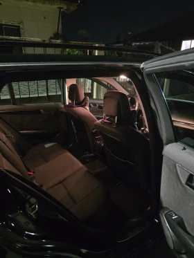 Mercedes-Benz C 200, снимка 12 - Автомобили и джипове - 53658071