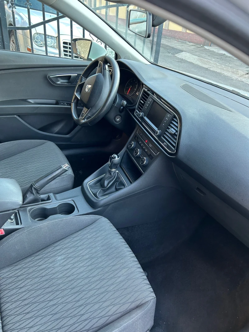 Seat Leon, снимка 6 - Автомобили и джипове - 46368190