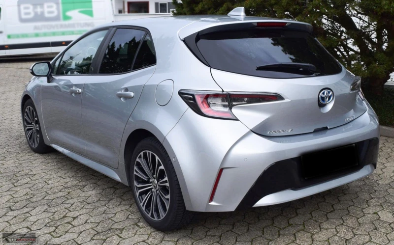 Toyota Corolla 1.8/HYBRID/140HP/CARPLAY/NAVI/CAM/132b, снимка 2 - Автомобили и джипове - 46926748