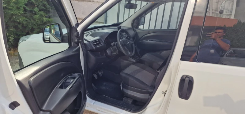 Opel Combo 1.3CDTI N1, снимка 8 - Автомобили и джипове - 47712729