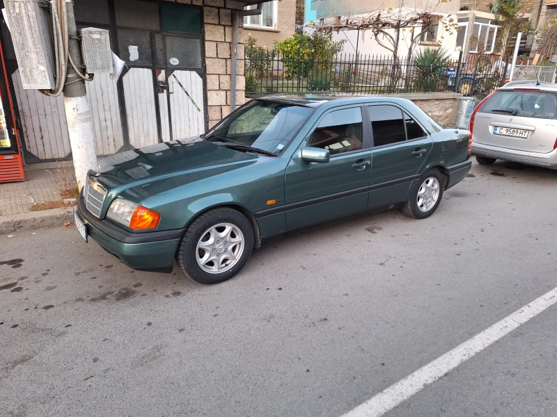 Mercedes-Benz 200, снимка 5 - Автомобили и джипове - 47908404