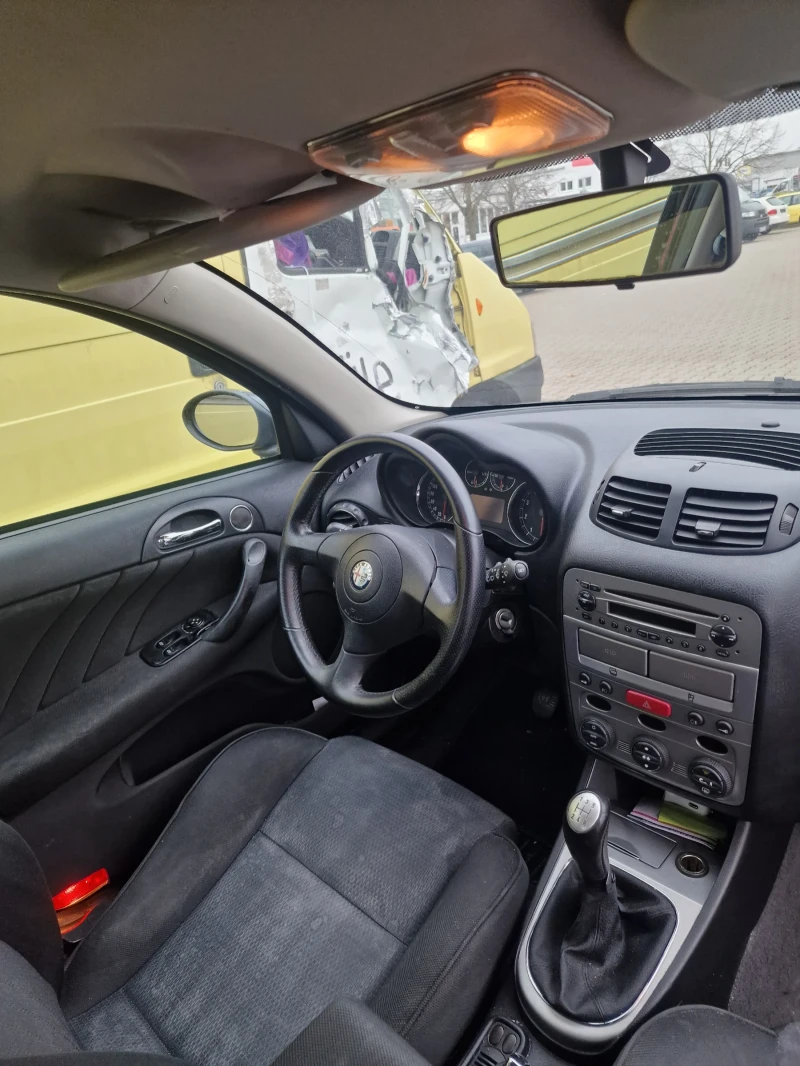 Alfa Romeo 147, снимка 5 - Автомобили и джипове - 48102536