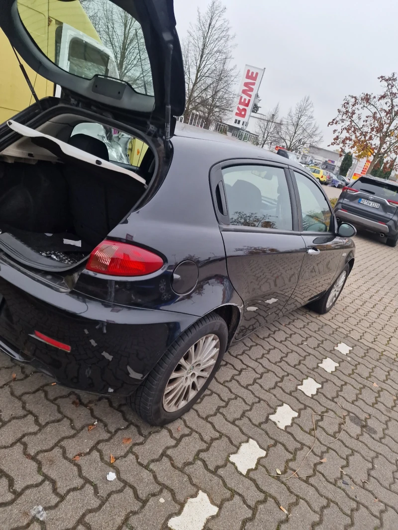 Alfa Romeo 147, снимка 2 - Автомобили и джипове - 48102536