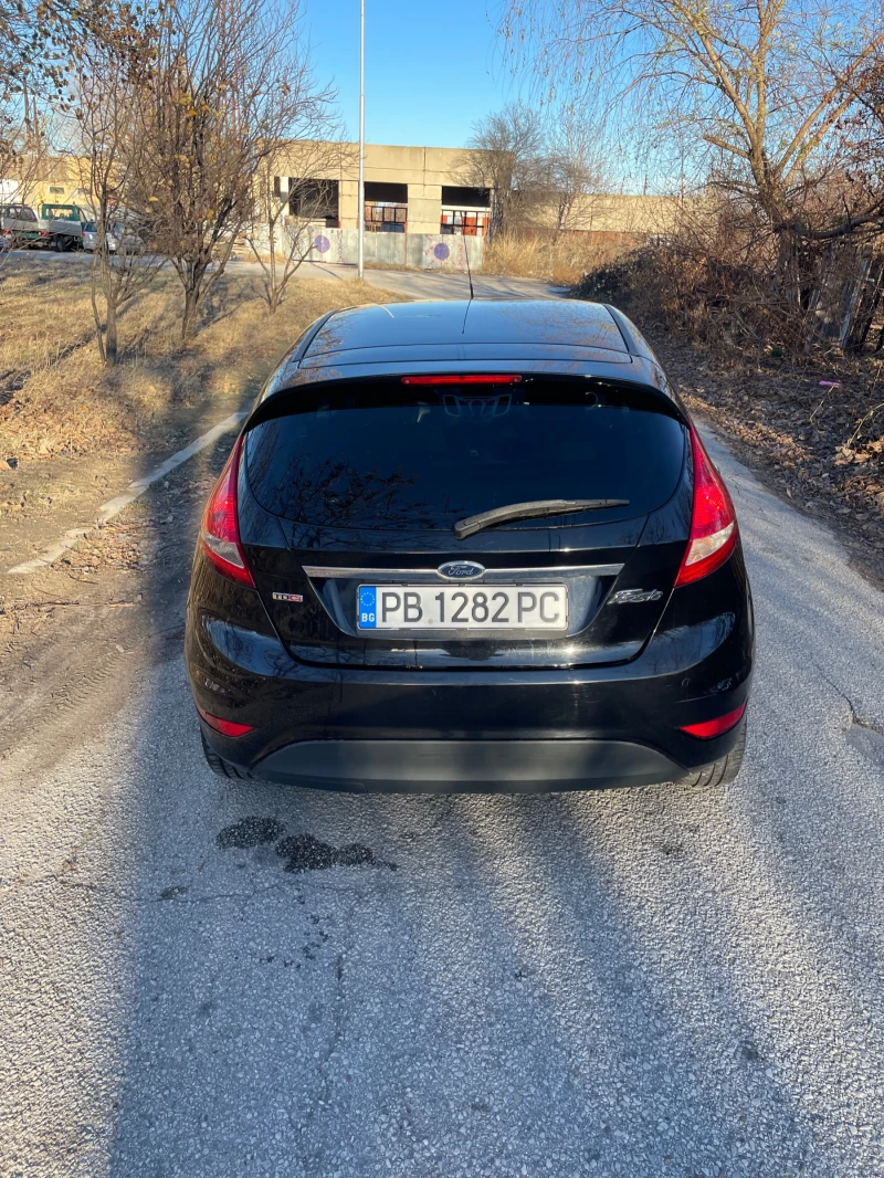 Ford Fiesta, снимка 4 - Автомобили и джипове - 48381530