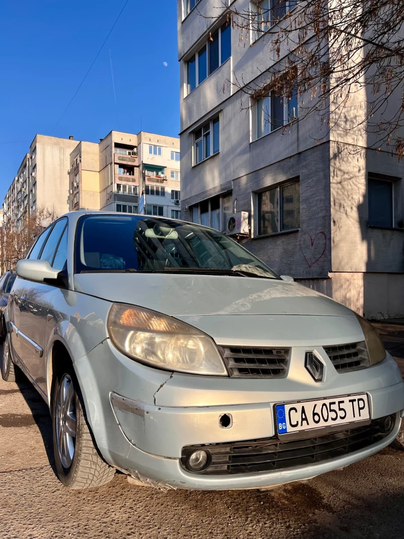 Renault Scenic, снимка 2 - Автомобили и джипове - 49026829