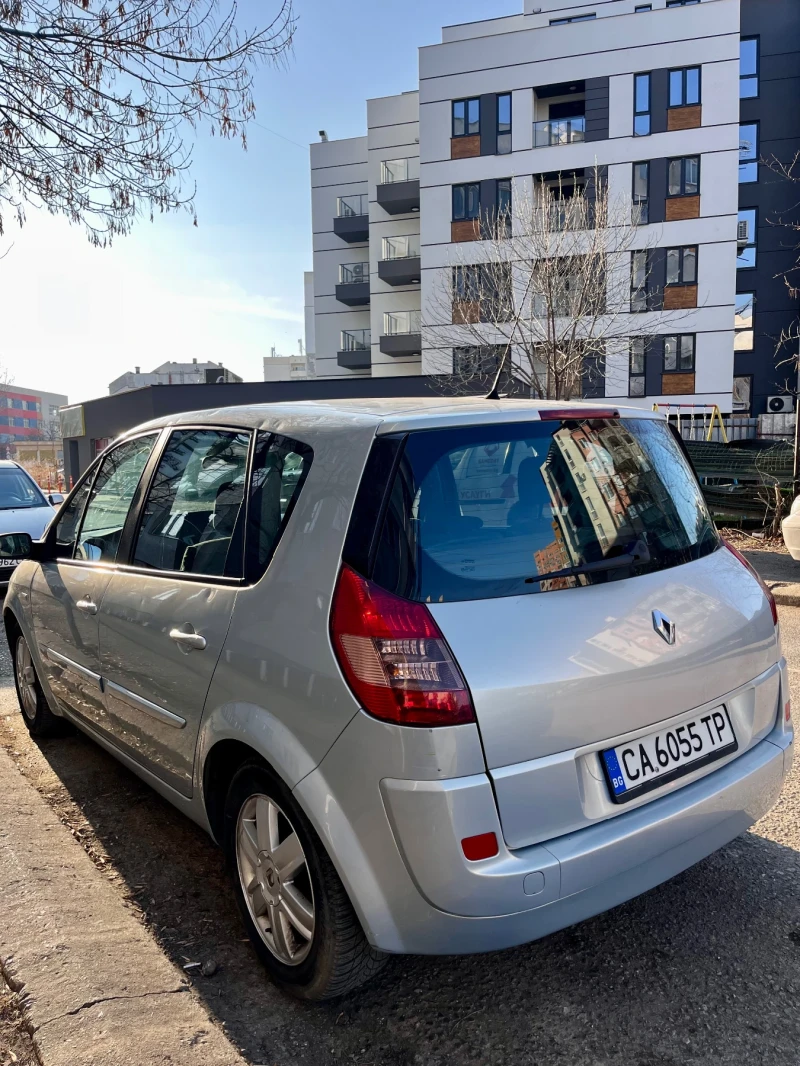 Renault Scenic, снимка 3 - Автомобили и джипове - 49026829