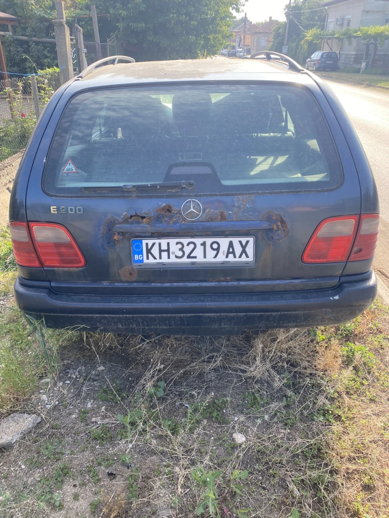 Mercedes-Benz E 200 На Части, снимка 4 - Автомобили и джипове - 52514968