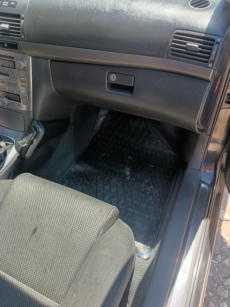 Toyota Avensis 22, снимка 6 - Автомобили и джипове - 52297164