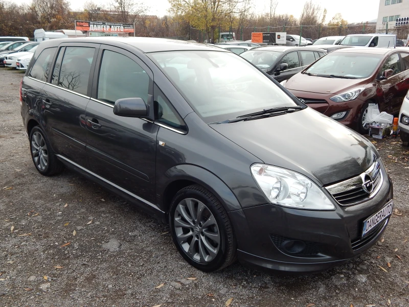 Opel Zafira 1.6Т* ПЕРФЕКТНА* 7места* , снимка 3 - Автомобили и джипове - 52628747