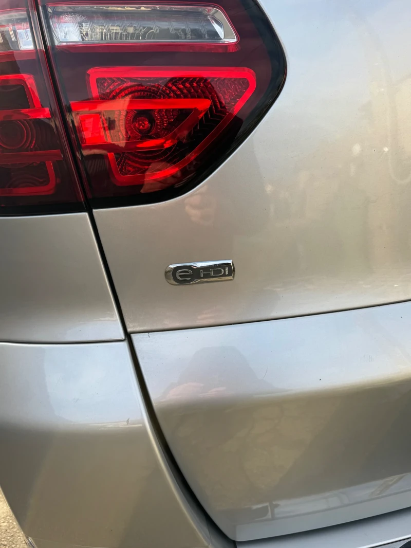 Citroen C4 Picasso 1.6 е-hdi АВТОМАТ 78хил. Км, снимка 6 - Автомобили и джипове - 52708876