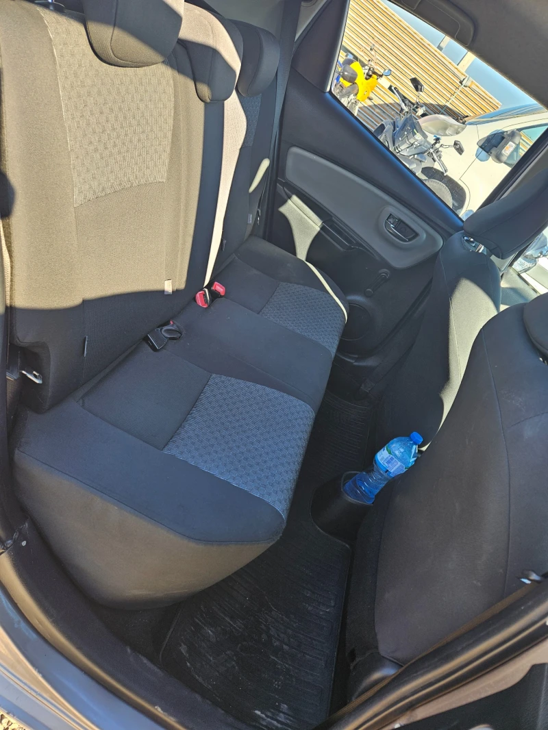 Toyota Yaris LPG Лизинг Бартер, снимка 9 - Автомобили и джипове - 53113277