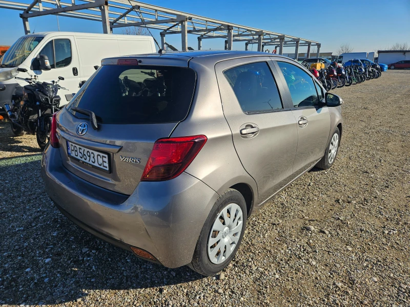 Toyota Yaris LPG Лизинг Бартер, снимка 4 - Автомобили и джипове - 53113277