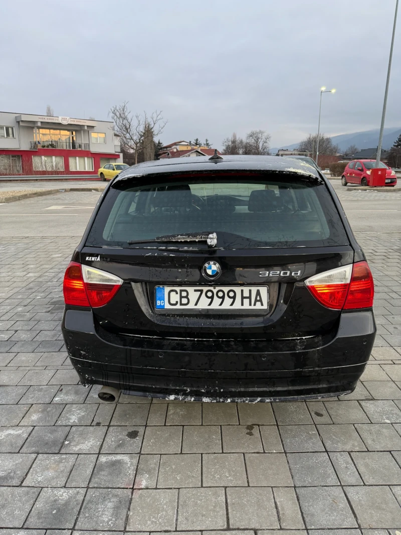 BMW 320 2.0 163 avtomat navi, снимка 6 - Автомобили и джипове - 53146375