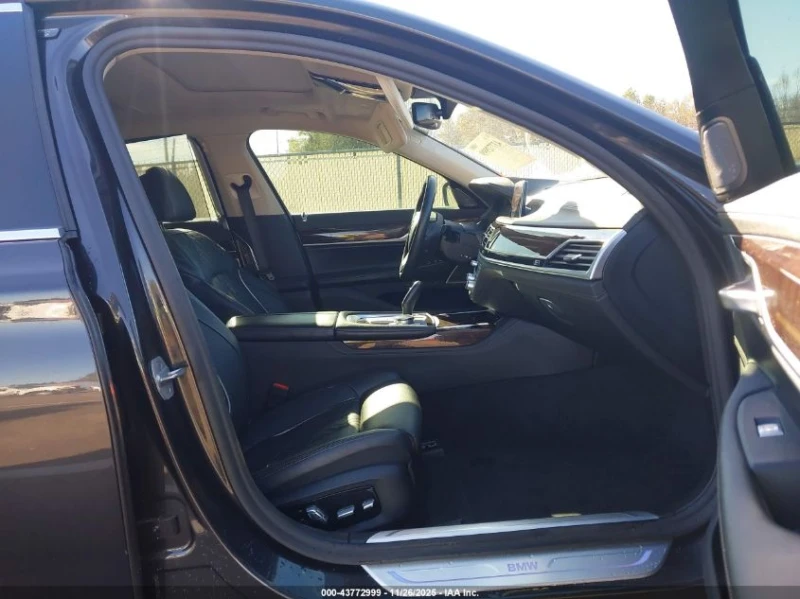 BMW 740 3l I, снимка 5 - Автомобили и джипове - 53168938