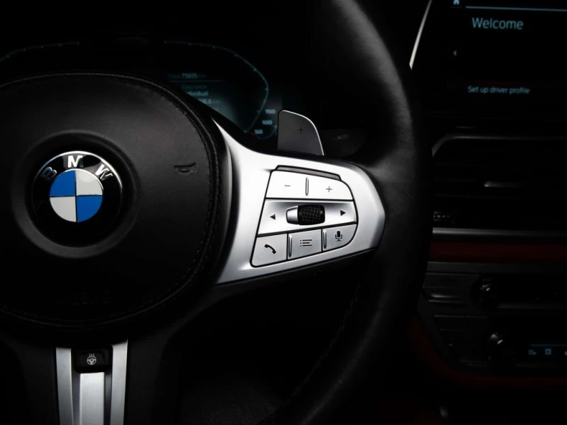 BMW 750 M-SPORT XDRIVE * CARFAX * ЦЕНА ДО БЪЛГАРИЯ, снимка 11 - Автомобили и джипове - 53271724