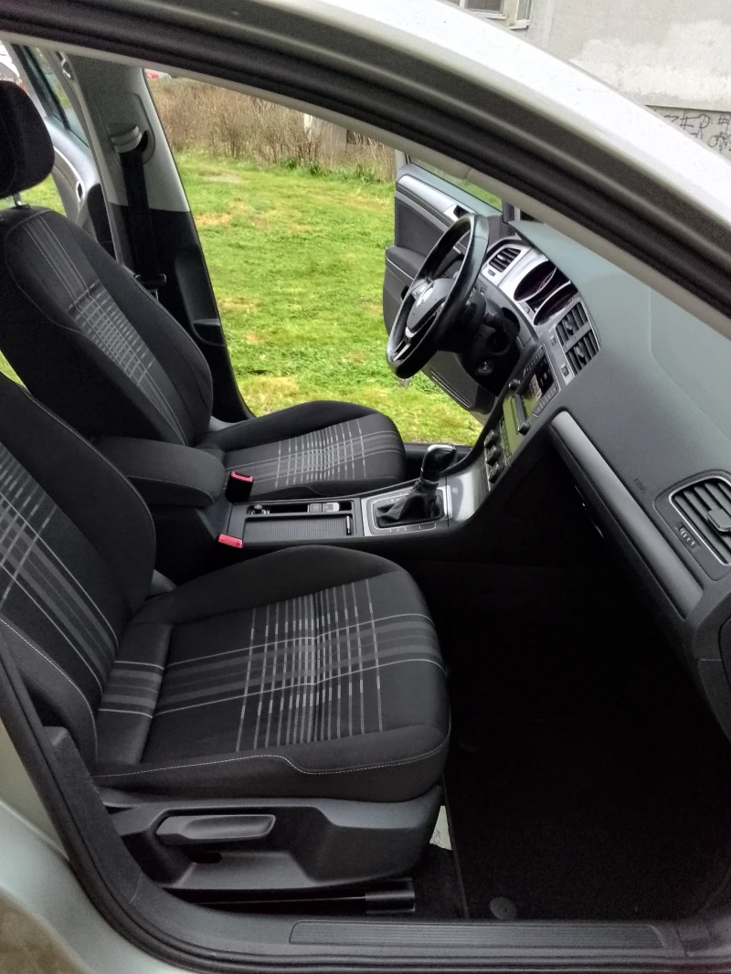 VW Golf 7 1, 6TDI 110HP АВТОМАТИК ГЕРМАНИЯ 100К КМ УНИКАТ, снимка 10 - Автомобили и джипове - 53423626