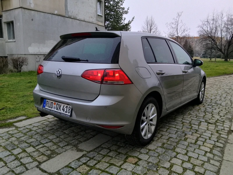 VW Golf 7 1, 6TDI 110HP АВТОМАТИК ГЕРМАНИЯ 100К КМ УНИКАТ, снимка 2 - Автомобили и джипове - 53423626
