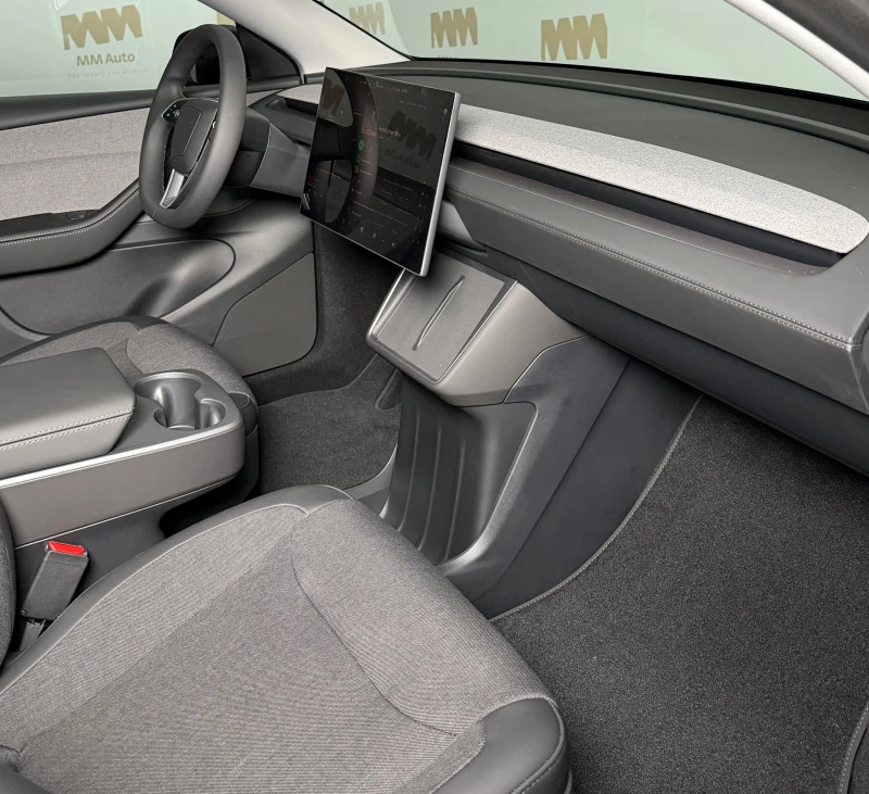Tesla Model Y Diamond Black, снимка 9 - Автомобили и джипове - 53452110
