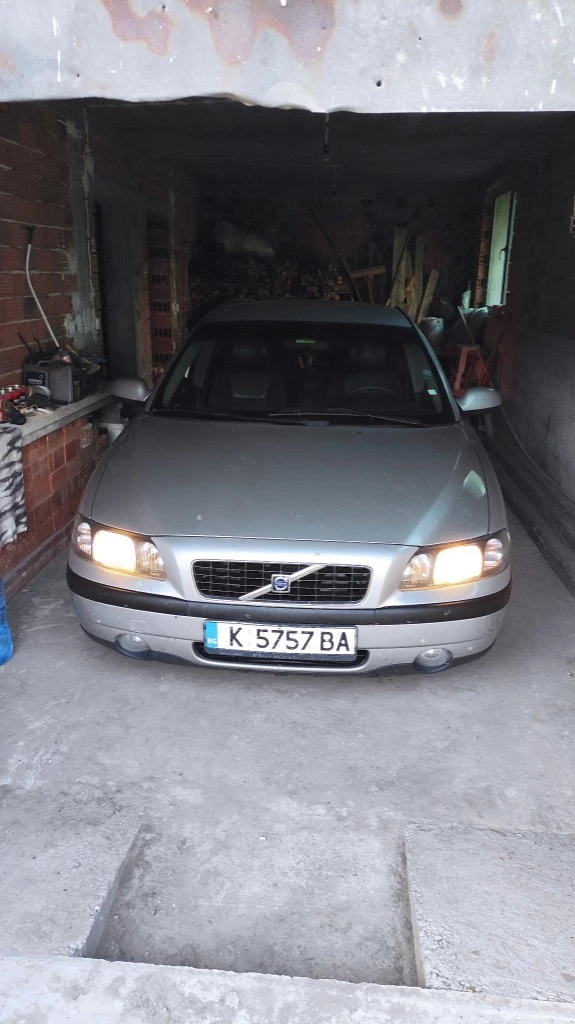 Volvo S60, снимка 2 - Автомобили и джипове - 48655591